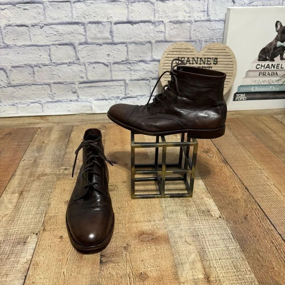 Frye men’s Sam lace up boots size 8.5